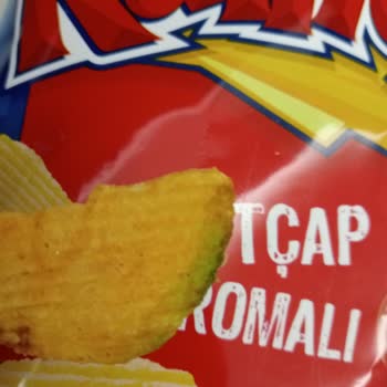 Ruffles Paketinden Yeşil Cips Çıktı.