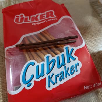 Ülker Kraker Kömür Olmuş