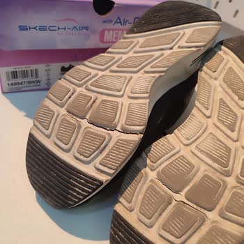 Boyner Den Aldığım Skechers Marka Spor Ayakkabıların Tabanı Yarıldı.