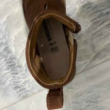 Birkenstock Çabuk Yırtıldı... Bir Sezon Ancak