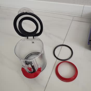 Dyson V12 Süpürgesi Kırıldı Firma İlgisiz