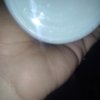 Aptamil Bebek Devam Sütü Siyah Nokta Seklinde Cisim