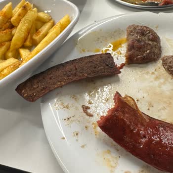 Köfteci Yusuf Sucuklarında Jelatin Çıkması