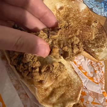 Popeyes'ten Verilen Siparişte Yanıl Bayat Tavuk Kullanılması