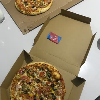 Domino's Pizza Nispet Yapıyor