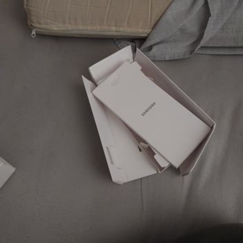 Samsung Telefonu Değişim Yapmamakta Diretiyor!