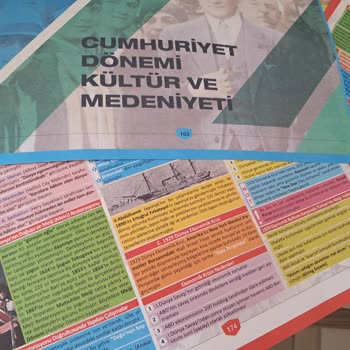 Benim Hocam Yayınevi Kitabım Kendi Kendine Parçalandı