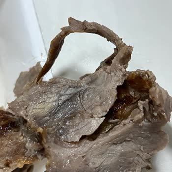 Dönerci Celal Usta İnsanları Mal Yerine Koyuyor.