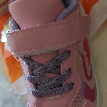 FLO Ayakkabı Yanlış Gönderilen Ürünü Tekrar Yanlış Göndermeleri