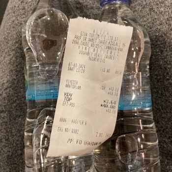 Ankara Güven Hastanesi Kafeteryasında Küçük Su 20 TL