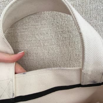 Bonheur Bag Çantaya İçinin Renginin Bulaşması