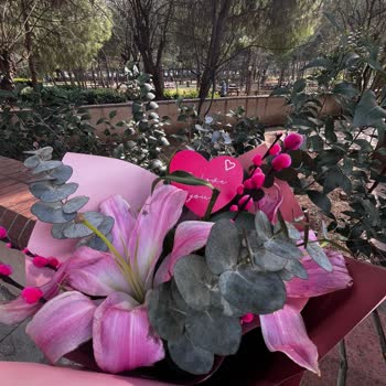 İstanbul Çiçekleri Mağduriyet Üstüne Mağduriyet