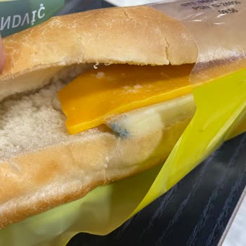 Tada! Sandviç Küflü Çıktı