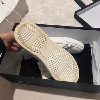 Boyner'in Kullanılmış Valentino Ayakkabı Göndermesi