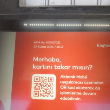 Tosla ATM'de Para Sıkışması