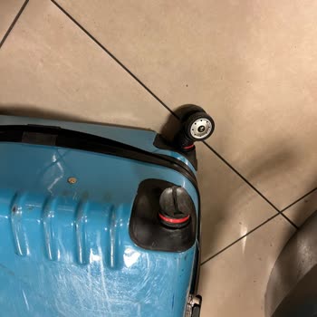 Türk Hava Yolları Valizimin Tekerlerini Kırdı Ama Ödemiyor