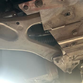 İzmir Peugeot Arkas Otomotiv Gibi Bir Şirket