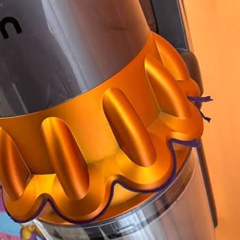 Dyson V15 Performans Ve Estetik Sorunu