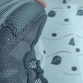 Trendyol Skechers Ayakkabı Yırtılma Şikayeti