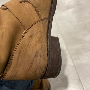 Kayseri Havalimanı X-Ray Cihazında Çizmem Hasar Gördü