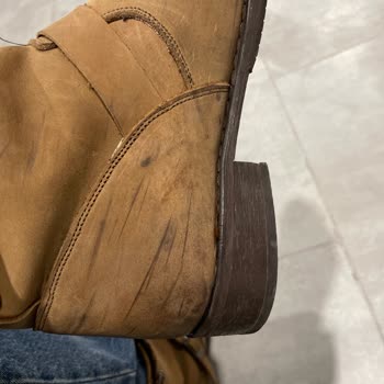 Kayseri Havalimanı X-Ray Cihazında Çizmem Hasar Gördü