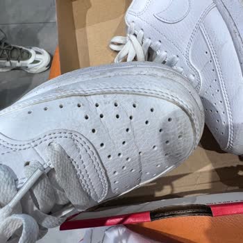 In Street Kalitesiz Ayakkabı Satışı