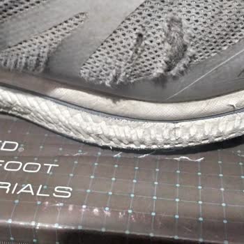 Skechers Kalitesiz Ayakkabı Ve İlgisiz Hizmet!