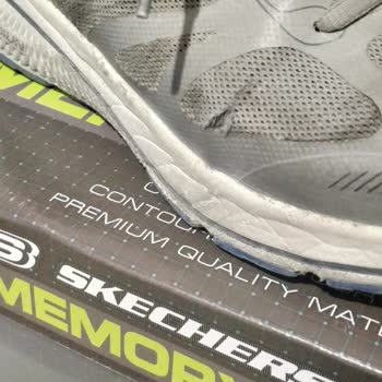 Skechers Kalitesiz Ayakkabı Ve İlgisiz Hizmet!