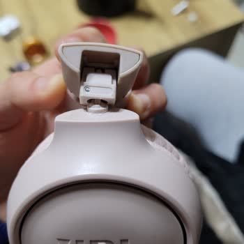 JBL 560 Kulaklığım Kırıldı.