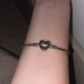 Pandora Mücevher Pandora Bilekliğim Karardı Hem De Alalı 24 Saat Bile Olmadan