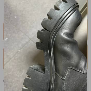 Boyner Botumun İadesi İçin Günlerdir Beni Oyalıyor