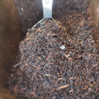Migros Efor Çayın İçi Çer Çöp Dolu