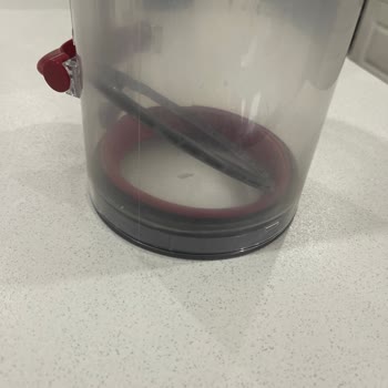 Dyson Müşteri Hizmetleri Çalışan Makinamı Çalışmaz Hale Getirdi