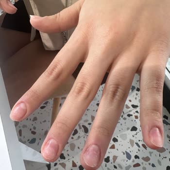 İzmir Jel Tırnak Böyle Bir Saçmalık Görmedim