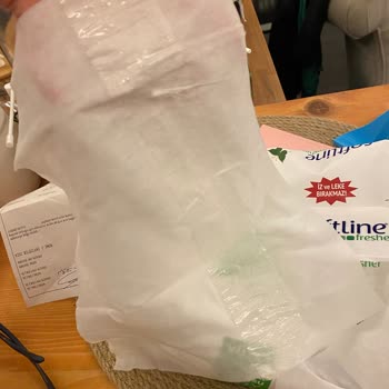 Bur-iş Uygun Fiyatlı Islak Havluda Yapışkan Sürprizi