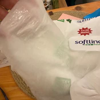 Bur-iş Uygun Fiyatlı Islak Havluda Yapışkan Sürprizi