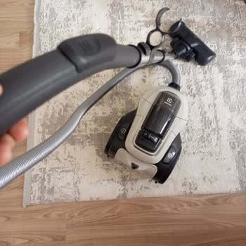 Electrolux Yeni Aldığım Ürün Parçaları Farklı Teslim Edilmiş