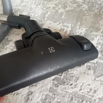 Electrolux Yeni Aldığım Ürün Parçaları Farklı Teslim Edilmiş