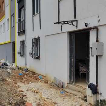 Gemlik Belediyesi Sokak Asfaltlama İşlemi Yapılmadı
