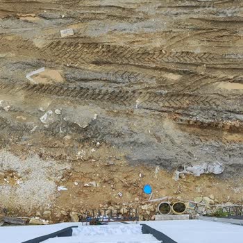 Gemlik Belediyesi Sokak Asfaltlama İşlemi Yapılmadı