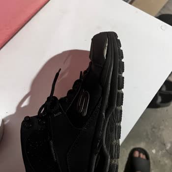 Skechers Cevahir AVM Satın Alının Ayakkabının Kısa Sürede Açılması