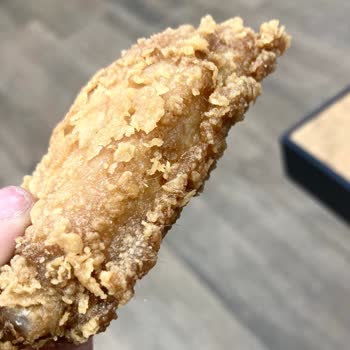 Popeyes Tavuklarda Tüy Çıkması