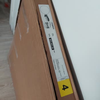 IKEA Hemnes Divan Yine Kusurlu Parça Gönderimi