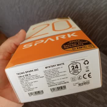 Tecno Mobile Tecno Spark 20c Donma Kendi Kendine Girip Çıkma Kafasına Göre