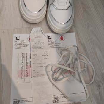 Elle Ayakkabı, Sıfır Ayakkabıya Kullanılmış Bağcık