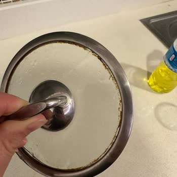 Taraklı Termal Pis Yorgan Yastıklar Genel Hijyen Eksikliği.
