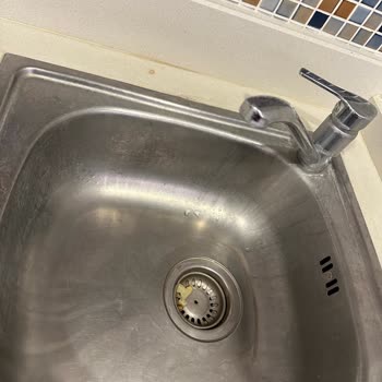 Taraklı Termal Pis Yorgan Yastıklar Genel Hijyen Eksikliği.