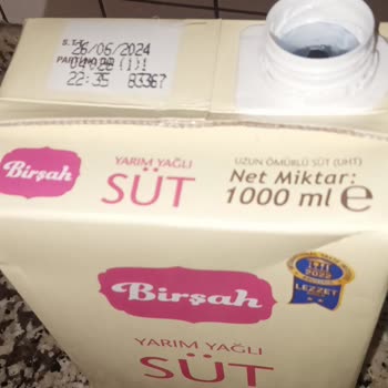 Birşah Süt Siyah Parçacıklar
