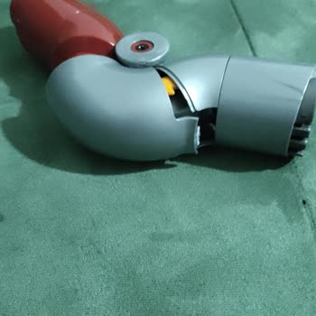 Dyson Mobilya Altı Aparatı