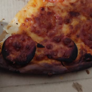 Yemeksepeti Merter Domino's Pizza'dan Yanık Pizza Hayal Kırıklığı